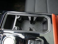 2021款 1.5T DCT马犬版