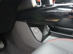 2021款 1.5T DCT马犬版