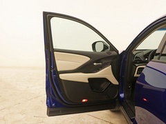 2021款 1.5T 两驱尊享版