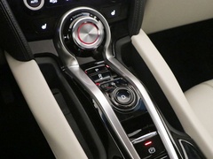 2021款 1.5T 两驱尊享版