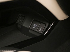 2021款 1.5T 两驱尊享版