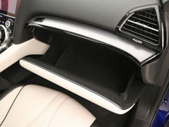 2021款 1.5T 两驱尊享版