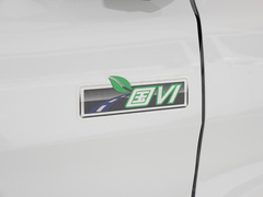 2020款  2.0T柴油多功能商用车中轴低顶双开尾门国VI