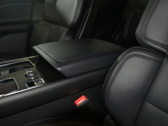 2020款 3.0T V6 四驱行政版