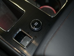 2020款 3.0T V6 四驱行政版