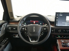 2020款 3.0T V6 四驱行政版