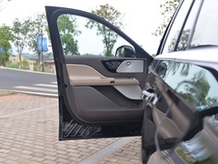 2020款 3.0T V6 四驱行政版