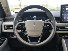 2020款 3.0T V6 四驱行政版