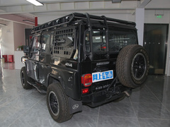 2020款 2.4T 方门 硬顶 