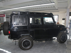 2020款 2.4T 方门 硬顶 