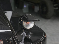 2020款 2.4T 方门 硬顶 