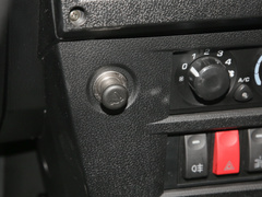 2020款 2.4T 方门 硬顶 