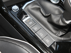 2020款 330TSI 两驱尊贵智联版