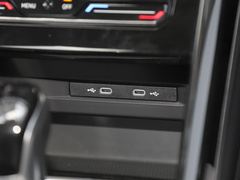 2020款 330TSI 两驱尊贵智联版