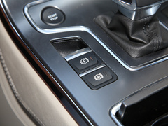 2020款 1.8T 自动智联旗领版