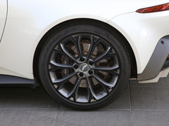 2020款 4.0T V8 Volante