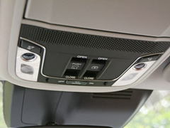2021款 240TURBO CVT四驱尊耀版