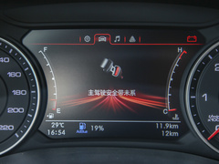 2021款  2.5T装甲大将军手动两驱休闲版乐享型标箱JE4D25Q6A