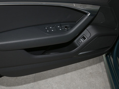2021款 40 TFSI 豪华型