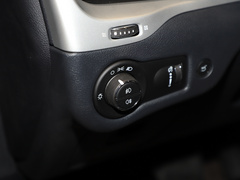 2020款 2.0L 两驱经典运动版