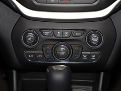 2020款 2.0L 两驱经典运动版