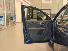 2020款 2.0L 两驱经典运动版