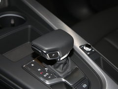 2021款 Avant 先锋派 40 TFSI 时尚致雅型