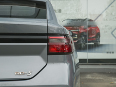 2020款 1.5T 手动智耀豪华型