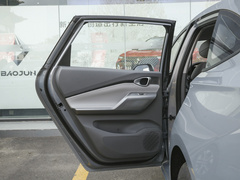 2020款 1.5T 手动智耀豪华型