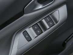 2020款 1.5T 手动智耀豪华型
