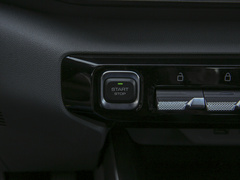 2020款 1.5T 手动智耀豪华型