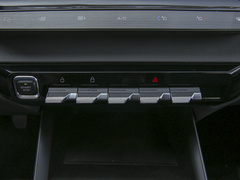 2020款 1.5T 手动智耀豪华型