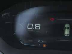 2020款 1.5T 手动智耀豪华型