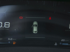 2020款 1.5T 手动智耀豪华型