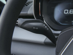 2020款 1.5T 手动智耀豪华型