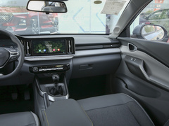 2020款 1.5T 手动智耀豪华型