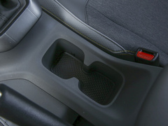 2020款 1.5T 手动智耀豪华型