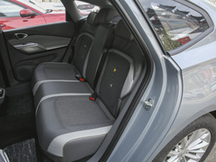 2020款 1.5T 手动智耀豪华型