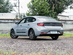 2020款 1.5L 手动智耀豪华型