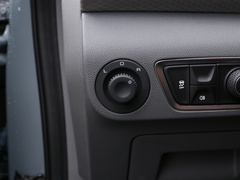 2020款 1.5L 手动智耀豪华型