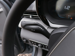 2020款 1.5L 手动智耀豪华型