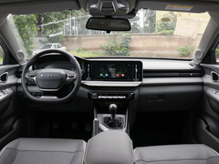 2020款 1.5L 手动智耀豪华型