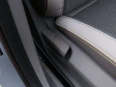 2020款 1.5L 手动智耀豪华型