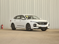 2020款 1.5L 手动智耀豪华型