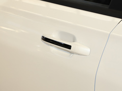 2020款 1.5L 手动智耀豪华型