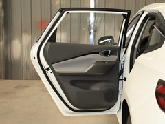 2020款 1.5L 手动智耀豪华型