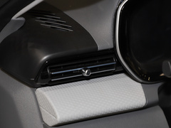 2020款 1.5L 手动智耀豪华型