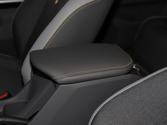 2020款 1.5L 手动智耀豪华型