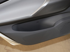 2020款 1.5L 手动智耀豪华型