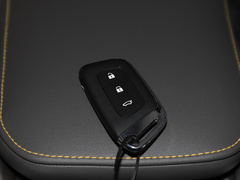 2020款 1.5L 手动智耀豪华型